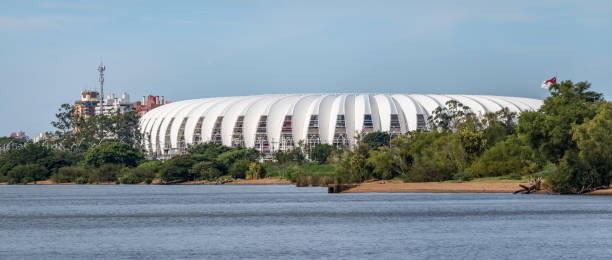 Empresa deverá pagar comissão por intermediação de contrato para obras no estádio Beira-Rio