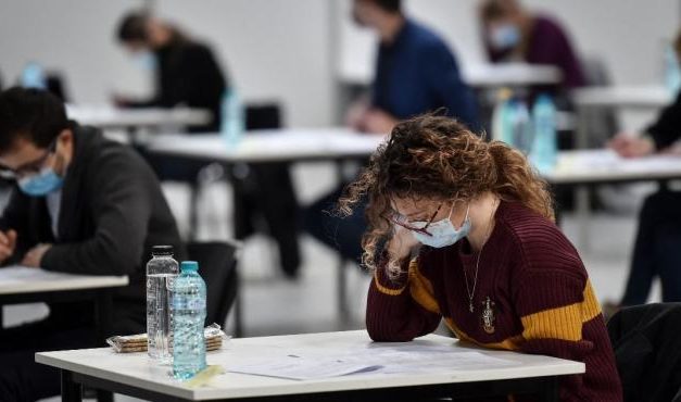 Enem 2021: partidos e entidades de classe questionam regras para isenção da taxa de inscrição