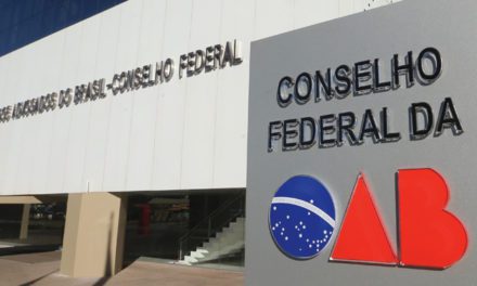 Conselho federal da OAB questiona revogação de garantias da advocacia