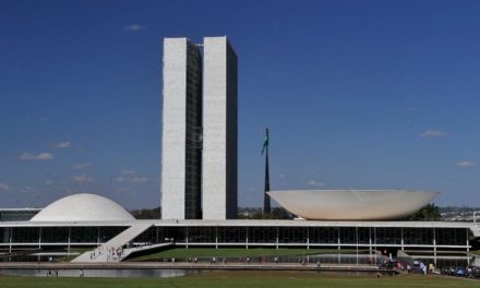 Senado analisa MP que reabre prazo para adesão de servidores a previdência complementar