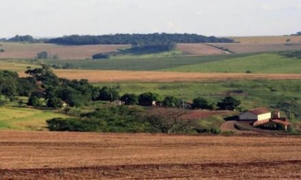 Não incide Imposto Territorial Rural sobre imóvel com registro cancelado