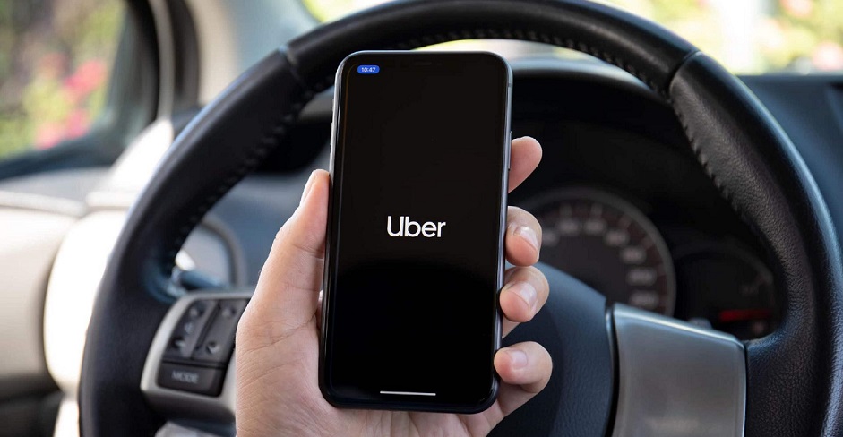 Uber é condenada a reembolsar cliente após erro em transferência via pix